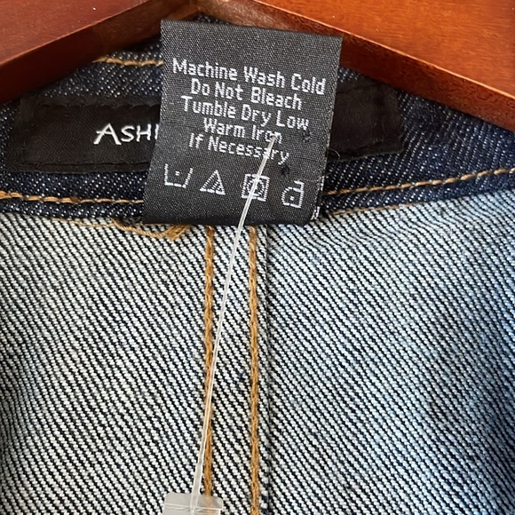 Ashley Stewart short sleeve denim peplum double breasted jacket. Size 18 - Picture 7 of 11